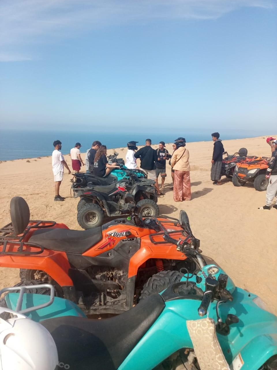 Quads sur les dunes de Timlaline face à l'océan Atlantique