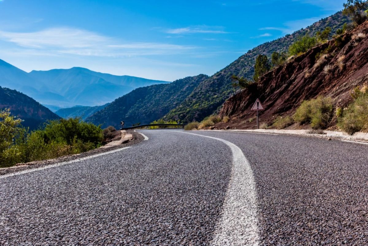 Route de montagne vers Paradise Valley et Imouzzer depuis Agadir